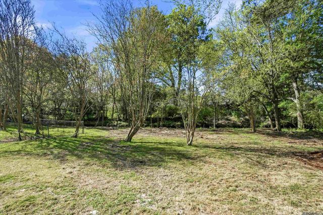 610 Seyburn Ct, Baton Rouge, LA 70808