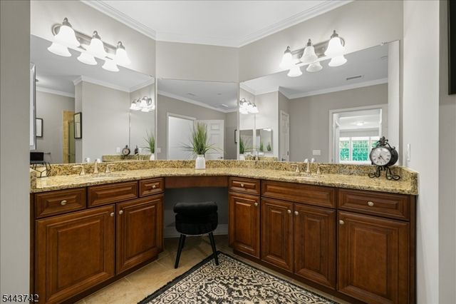 4215 Hoover Ln, Rockaway Twp., NJ 07885
