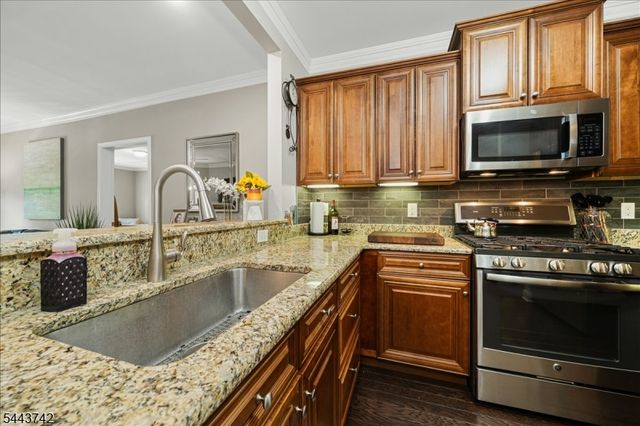 4215 Hoover Ln, Rockaway Twp., NJ 07885
