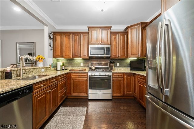 4215 Hoover Ln, Rockaway Twp., NJ 07885