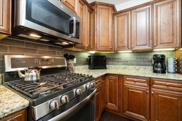 4215 Hoover Ln, Rockaway Twp., NJ 07885