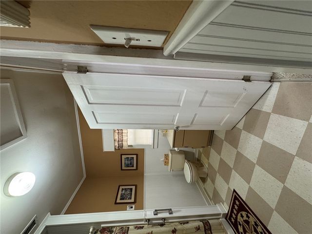 102 South Pine Street, Calvert, TX 77837