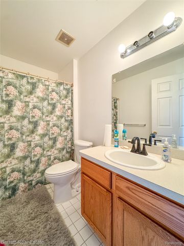 39119 Clocktower Drive, Romulus, MI 48174