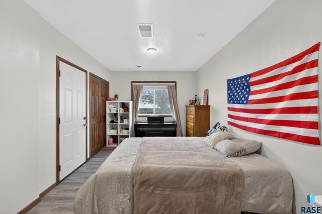 3019 N Presentation Ct Court, Sioux Falls, SD 57104