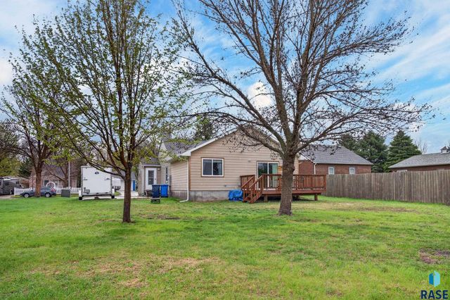 3019 N Presentation Ct Court, Sioux Falls, SD 57104