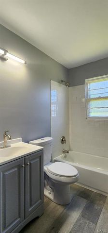 4325 Edgewood Boulevard, St Louis, MO 63121