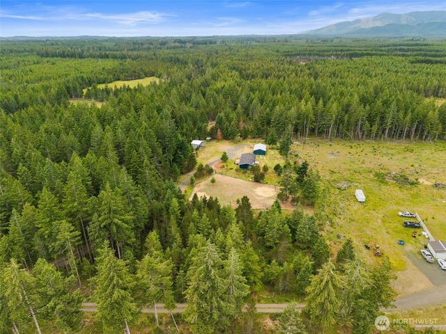 790 W Honeysuckle Lane, Shelton, WA 98584