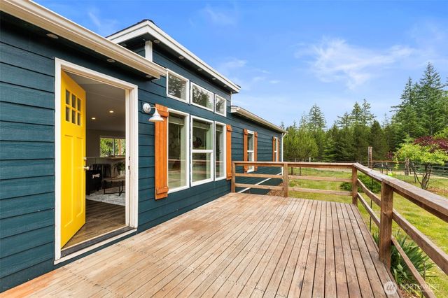 790 W Honeysuckle Lane, Shelton, WA 98584