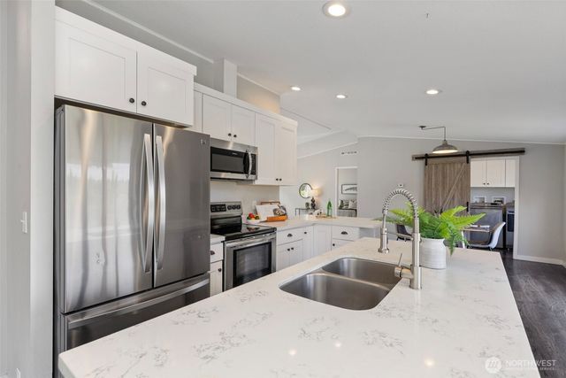 790 W Honeysuckle Lane, Shelton, WA 98584