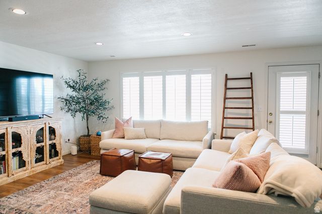 104 S RIDGEVIEW DR, Orem, UT 84058