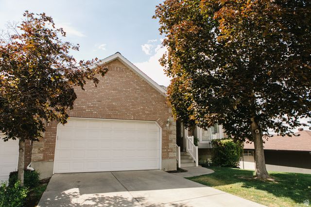 104 S RIDGEVIEW DR, Orem, UT 84058