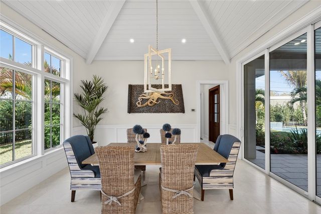 775 Azalea Lane, Vero Beach, FL 32963