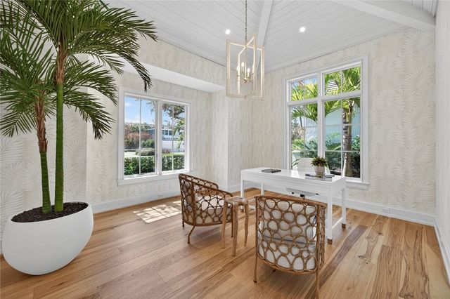 775 Azalea Lane, Vero Beach, FL 32963