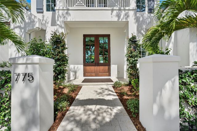 775 Azalea Lane, Vero Beach, FL 32963