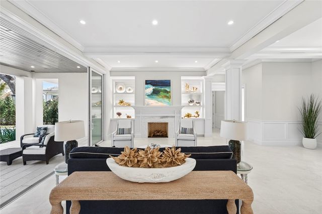 775 Azalea Lane, Vero Beach, FL 32963