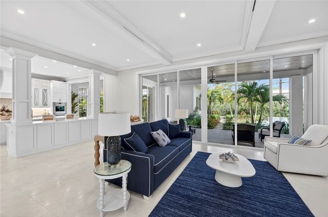 775 Azalea Lane, Vero Beach, FL 32963