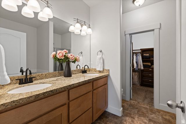 4367 W CLARKS HILL DR, South Jordan, UT 84009
