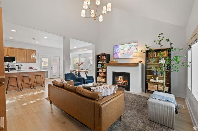 4367 W CLARKS HILL DR, South Jordan, UT 84009
