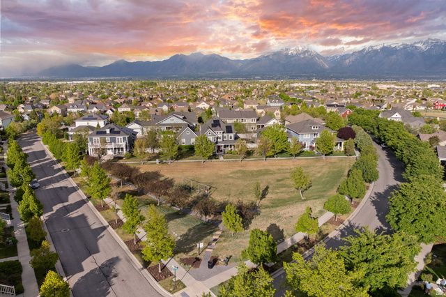 4367 W CLARKS HILL DR, South Jordan, UT 84009