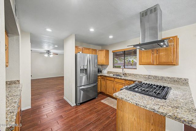 7200 W NORTH Lane, Peoria, AZ 85345