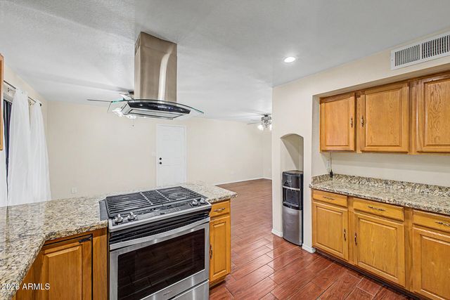 7200 W NORTH Lane, Peoria, AZ 85345