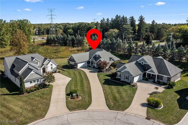 7571 Silverleaf Court, Sagamore Hills, OH 44067