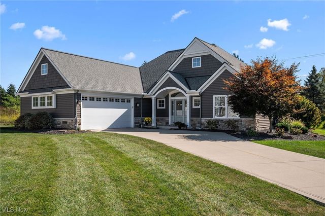 7571 Silverleaf Court, Sagamore Hills, OH 44067