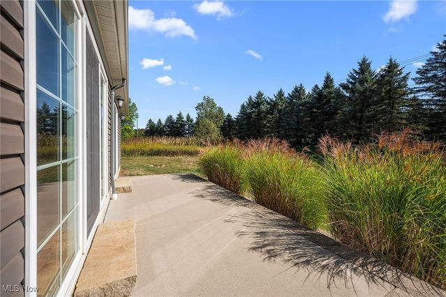 7571 Silverleaf Court, Sagamore Hills, OH 44067