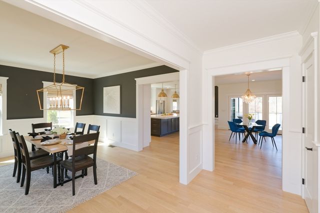 4 Dairy Farm Ln, Southborough, MA 01772