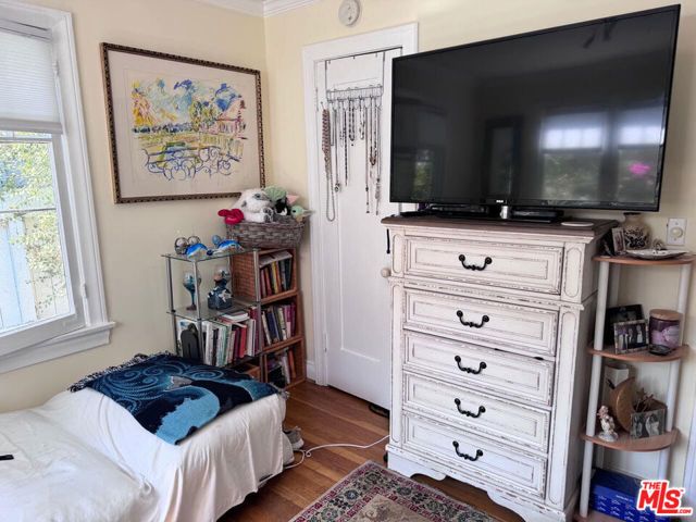 10761 Westminster Avenue, Los Angeles, CA 90034