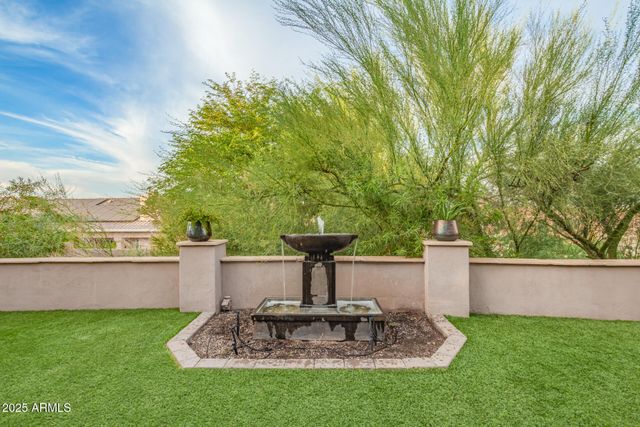 1706 E WALTANN Lane, Phoenix, AZ 85022