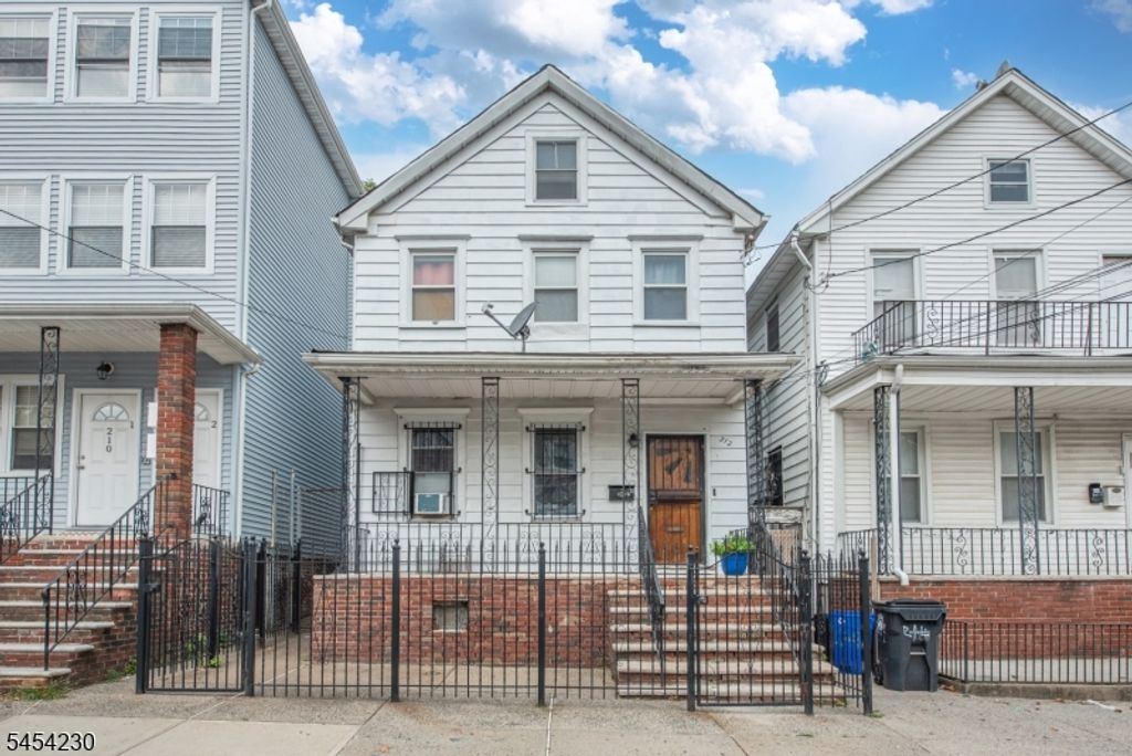 212 Garside St, Newark City, NJ 07104 — exterior