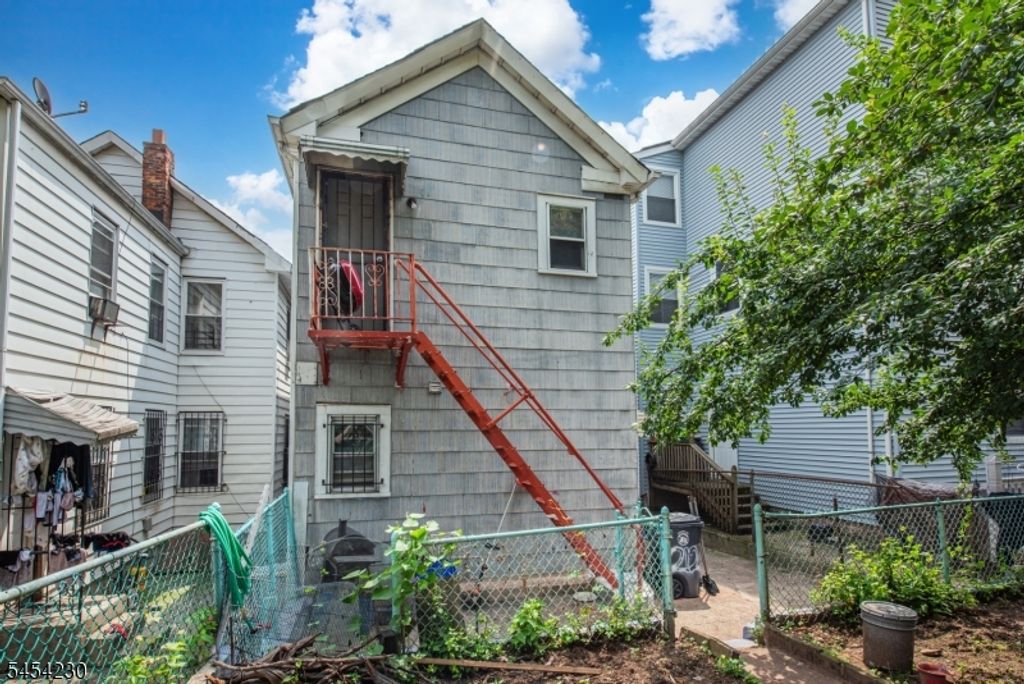 212 Garside St, Newark City, NJ 07104 — photo 4