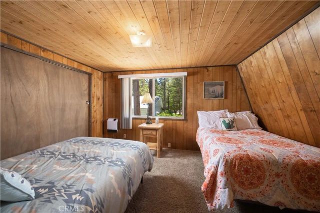 2076 8th Lane, Big Bear City, CA 92314