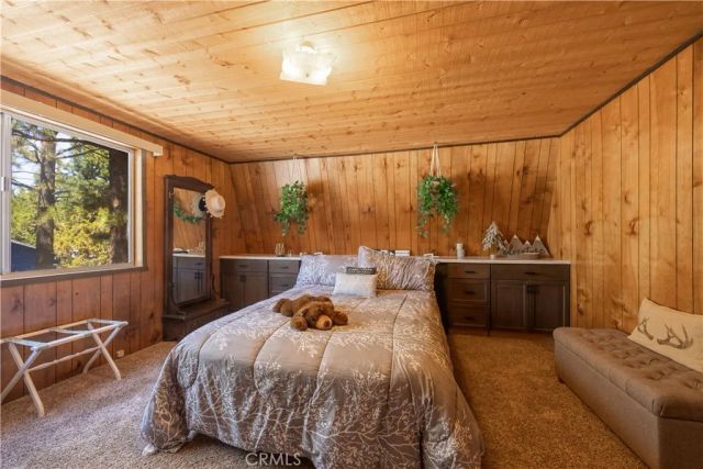 2076 8th Lane, Big Bear City, CA 92314