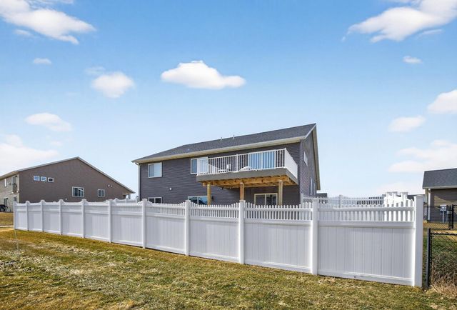 4228 Silver Ridge Place NW, Rochester, MN 55901