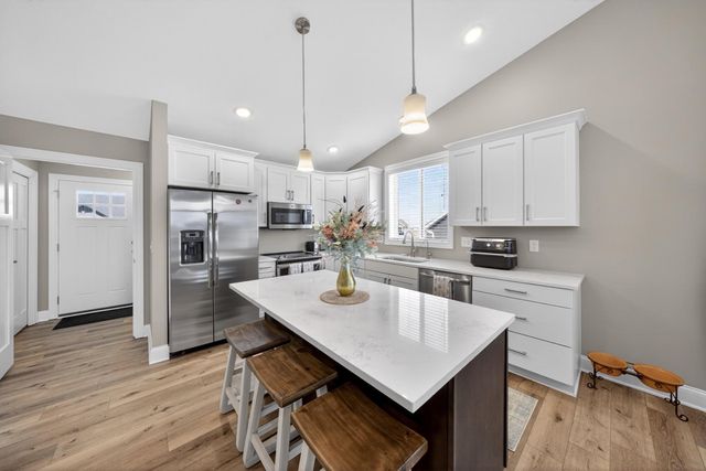 4228 Silver Ridge Place NW, Rochester, MN 55901