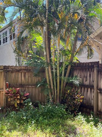 520 E AMELIA STREET, Orlando, FL 32803