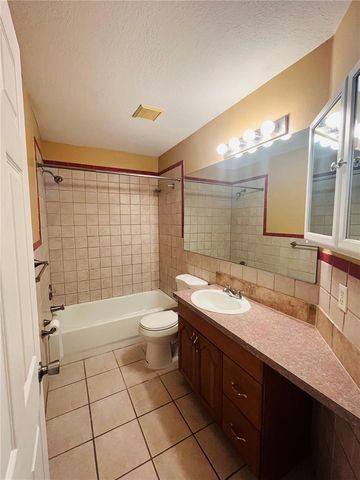 520 E AMELIA STREET, Orlando, FL 32803