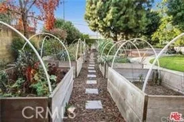 5832 Bowcroft 4, Los Angeles, CA 90016