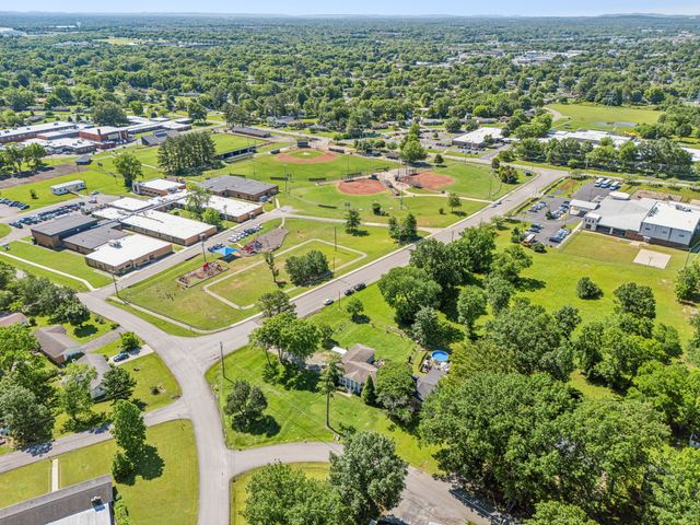 101 Townview Dr, Smyrna, TN 37167
