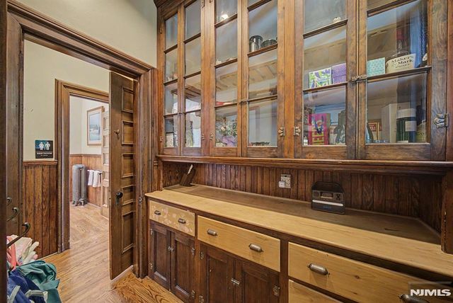 76 Hillside Avenue, Tenafly, NJ 07670