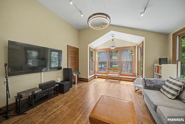 76 Hillside Avenue, Tenafly, NJ 07670