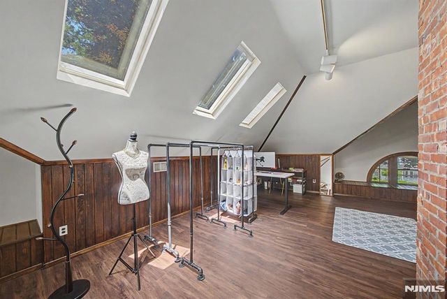 76 Hillside Avenue, Tenafly, NJ 07670