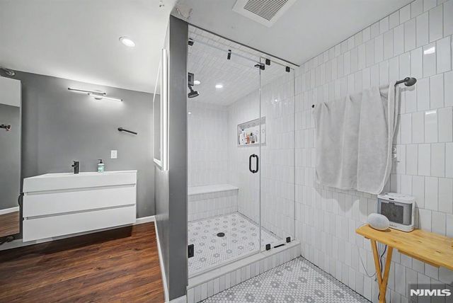 76 Hillside Avenue, Tenafly, NJ 07670