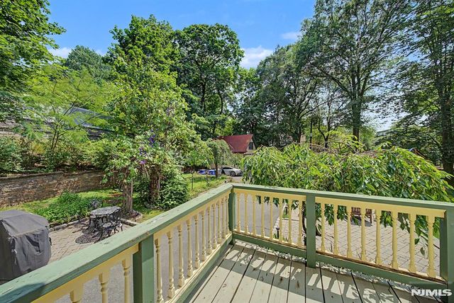 76 Hillside Avenue, Tenafly, NJ 07670