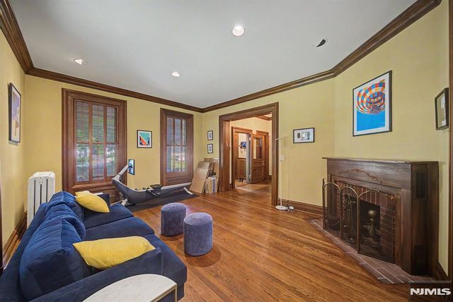 76 Hillside Avenue, Tenafly, NJ 07670