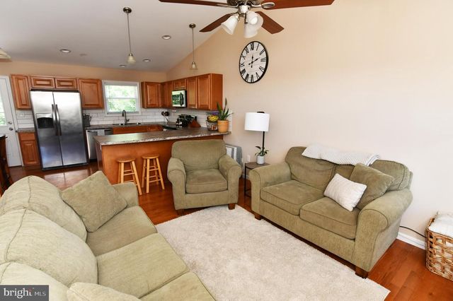 112 CORNSTALK TRL, Winchester, VA 22602