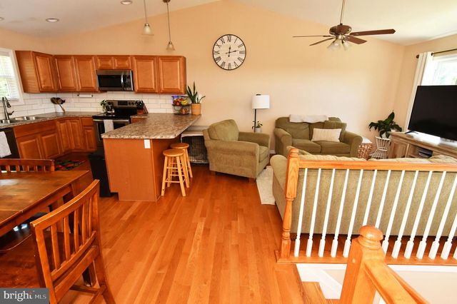 112 CORNSTALK TRL, Winchester, VA 22602