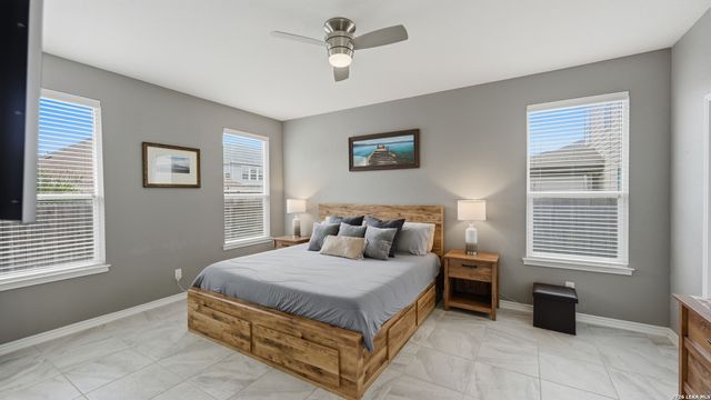 2070 Shire Meadows, New Braunfels, TX 78130